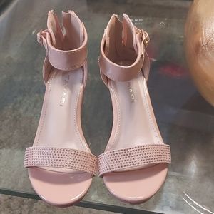 Girl sandals